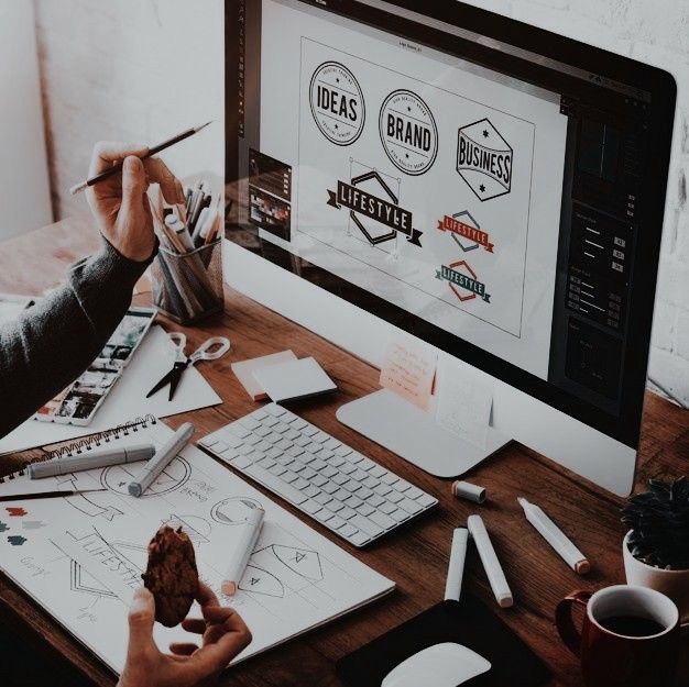 تصویر میرکار طراح وبسایت